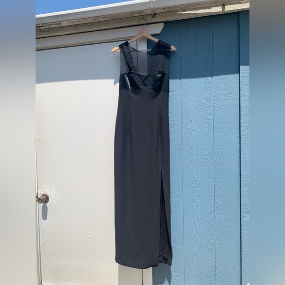 Simple 90s Black Prom Dress - Picture 3 of 3